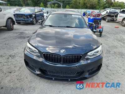 Piąte zdjęcie samochodu w środku: 2015 BMW M235I VIN:WBA1J7C53FV289322 - miniatura