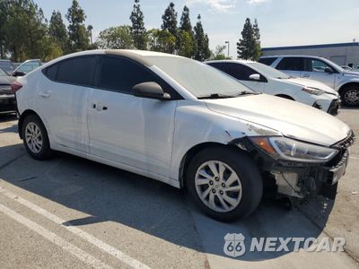 Czwarte zdjęcie samochodu z boku: 2017 HYUNDAI ELANTRA SE VIN:5NPD74LF7HH139223 - miniatura