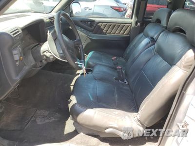 Zdjęcie 7 z 12 samochodu: 1997 GMC SONOMA VIN:1GTCS19W9V8521683 - miniatura