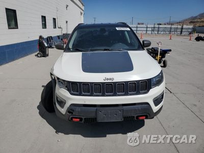 Piąte zdjęcie samochodu w środku: 2020 JEEP COMPASS TRAILHAWK VIN:3C4NJDDBXLT207766 - miniatura