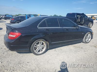 Trzecie zdjęcie samochodu z tyłu: 2012 MERCEDES-BENZ C 250 VIN:WDDGF4HB7CA712813 - miniatura