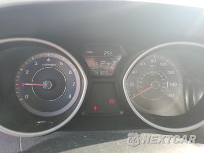 Zdjęcie 9 z 12 samochodu: 2015 HYUNDAI ELANTRA SE VIN:KMHDH4AE0FU344047 - miniatura