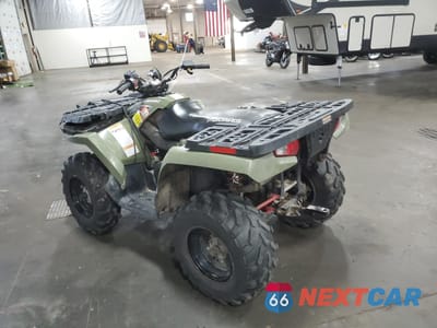 Trzecie zdjęcie samochodu z tyłu: 2006 POLARIS SPORTSMAN - ATV AND UTILITY VEHICLES ATV VIN:4XAMH68A46A647330 - miniatura