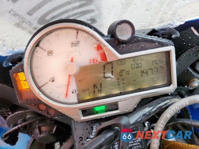 Zdjęcie 7 z 10 samochodu: 2015 BMW S 1000 RR VIN:WB10D2101FZ352701 - miniatura