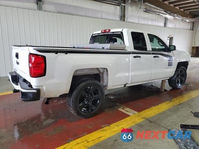 Zdjęcie 7 z 26 samochodu: 2018 CHEVROLET SILVERADO K1500 CUSTOM VIN:1GCVKPEC0JZ132703 - miniatura