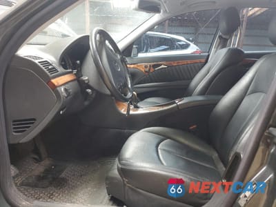 Zdjęcie 7 z 13 samochodu: 2004 MERCEDES-BENZ E 320 VIN:WDBUF65J24A534006 - miniatura
