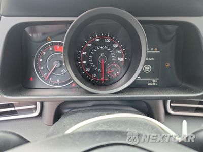 Zdjęcie 9 z 15 samochodu: 2023 HYUNDAI ELANTRA SEL VIN:KMHLM4AG0PU457510 - miniatura