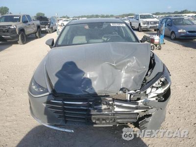 Piąte zdjęcie samochodu w środku: 2021 HYUNDAI SONATA SE VIN:5NPEG4JA6MH121317 - miniatura