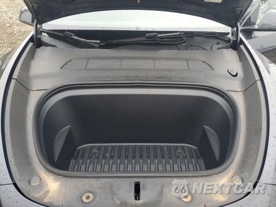 Zdjęcie 11 z 14 samochodu: 2024 TESLA MODEL Y VIN:7SAYGDEE9RA232640 - miniatura