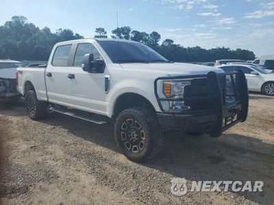 Czwarte zdjęcie samochodu z boku: 2017 FORD F250 SUPER DUTY VIN:1FT7W2BT0HEE65747 - miniatura
