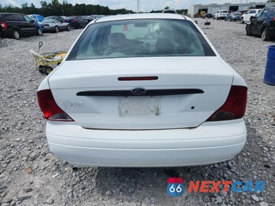 Zdjęcie 6 z 14 samochodu: 2004 FORD FOCUS LX VIN:1FAFP33P84W191529 - miniatura