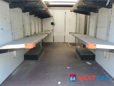 Zdjęcie 10 z 13 samochodu: 2023 CHEVROLET EXPRESS G3500 VIN:1GB0GSF76P1236558 - miniatura