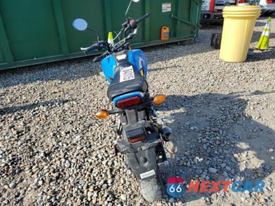 Czwarte zdjęcie samochodu z boku: 2025 HONDA GROM 125 VIN:MLHJC9219S5303030 - miniatura
