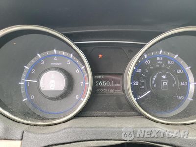 Zdjęcie 9 z 12 samochodu: 2012 HYUNDAI SONATA GLS VIN:5NPEB4AC7CH360230 - miniatura