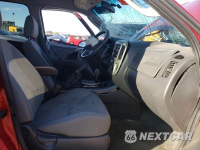Zdjęcie 7 z 13 samochodu: 2006 FORD ESCAPE XLT VIN:1FMYU93106KA22654 - miniatura