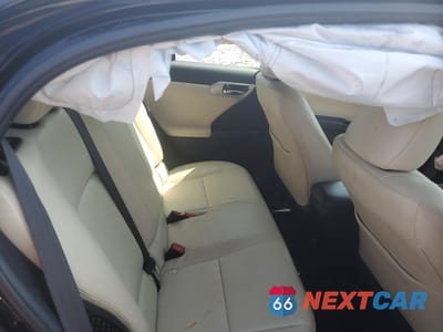 Zdjęcie 10 z 15 samochodu: 2011 LEXUS CT 200 VIN:JTHKD5BH5B2012616 - miniatura