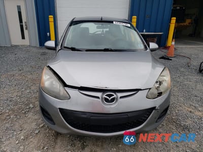 Piąte zdjęcie samochodu w środku: 2011 MAZDA MAZDA2 VIN:JM1DE1HY6B0113473 - miniatura