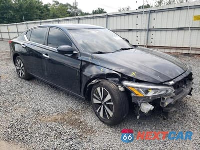 Czwarte zdjęcie samochodu z boku: 2021 NISSAN ALTIMA SV VIN:1N4BL4DV2MN360494 - miniatura