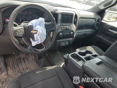 Zdjęcie 8 z 12 samochodu: 2021 CHEVROLET SILVERADO C1500 VIN:3GCNWAEF7MG479333 - miniatura