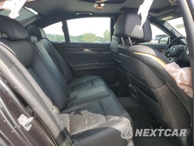 Zdjęcie 10 z 14 samochodu: 2013 BMW 740 I VIN:WBAYA6C50DD143603 - miniatura