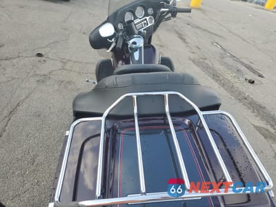 Zdjęcie 6 z 9 samochodu: 2006 HARLEY-DAVIDSON FLHTCUI VIN:1HD1FCW136Y664922 - miniatura