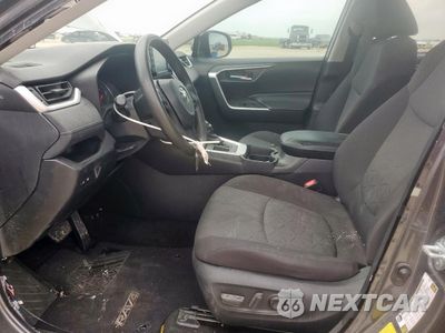 Zdjęcie 7 z 15 samochodu: 2021 TOYOTA RAV4 XLE VIN:2T3W1RFVXMC136475 - miniatura