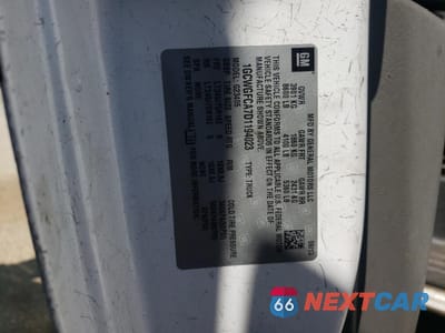 Zdjęcie 12 z 12 samochodu: 2013 CHEVROLET EXPRESS G2500 VIN:1GCWGFCA7D1194023 - miniatura