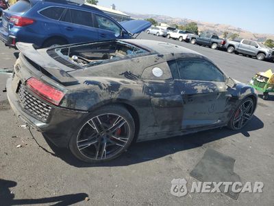 Trzecie zdjęcie samochodu z tyłu: 2021 AUDI R8 VIN:WUAKBAFX5M7901345 - miniatura
