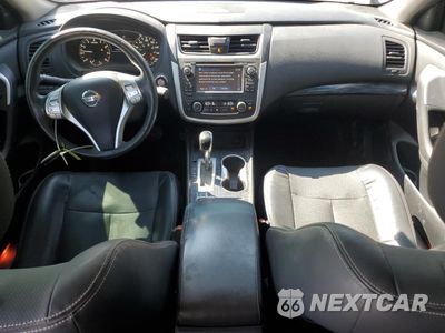 Zdjęcie 8 z 14 samochodu: 2016 NISSAN ALTIMA 2.5 VIN:1N4AL3AP1GC176174 - miniatura