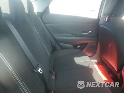 Zdjęcie 10 z 12 samochodu: 2021 HYUNDAI ELANTRA SEL VIN:5NPLM4AG1MH042660 - miniatura
