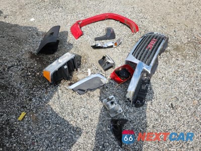 Zdjęcie 12 z 15 samochodu: 2012 GMC CANYON SLE-2 VIN:1GTH6PFE1C8157555 - miniatura