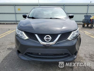 Piąte zdjęcie samochodu w środku: 2017 NISSAN ROGUE SPORT S VIN:JN1BJ1CR9HW142655 - miniatura