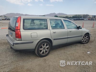 Trzecie zdjęcie samochodu z tyłu: 2003 VOLVO V70 2.4T VIN:YV1SW58D132320815 - miniatura