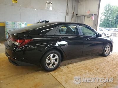 Trzecie zdjęcie samochodu z tyłu: 2023 HYUNDAI ELANTRA SE VIN:5NPLL4AG2PH113209 - miniatura