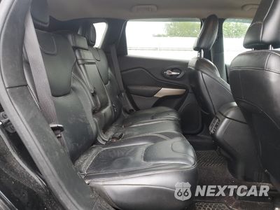 Zdjęcie 11 z 14 samochodu: 2017 JEEP CHEROKEE LATITUDE VIN:1C4PJMCB0HW634904 - miniatura