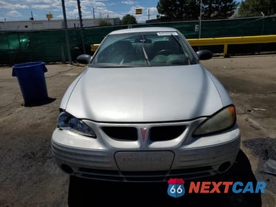 Piąte zdjęcie samochodu w środku: 2002 PONTIAC GRAND AM SE1 VIN:1G2NF52F12C254423 - miniatura