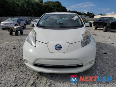 Piąte zdjęcie samochodu w środku: 2015 NISSAN LEAF S VIN:1N4AZ0CP1FC314126 - miniatura