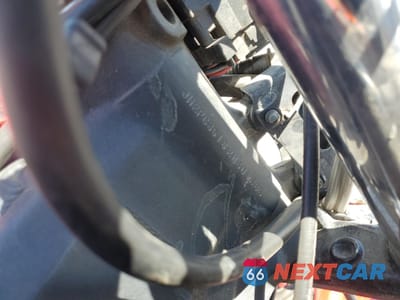 Zdjęcie 9 z 10 samochodu: 2002 HONDA CBR600 F4 VIN:JH2PC35182M301353 - miniatura