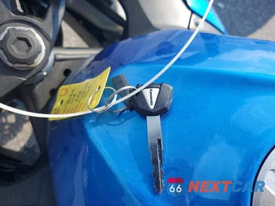 Zdjęcie 8 z 9 samochodu: 2018 KAWASAKI EX400 VIN:JKAEXKH1XJDA08611 - miniatura