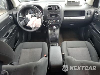 Zdjęcie 8 z 13 samochodu: 2014 JEEP COMPASS SPORT-R & D-CLN TITLE-PRI FLEET VIN:1C4NJDBB3ED592521 - miniatura