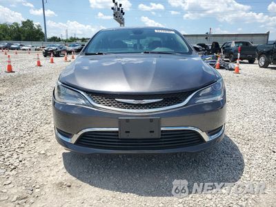 Piąte zdjęcie samochodu w środku: 2016 CHRYSLER 200 LIMITED VIN:1C3CCCABXGN120802 - miniatura