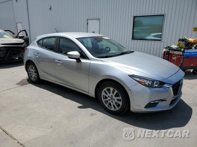 Czwarte zdjęcie samochodu z boku: 2018 MAZDA 3 SPORT VIN:3MZBN1K78JM207046 - miniatura