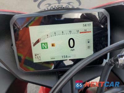 Zdjęcie 7 z 10 samochodu: 2024 HONDA CBR650 R VIN:MLHRH1555R5001555 - miniatura