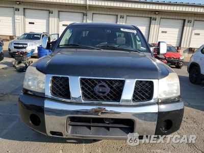 Piąte zdjęcie samochodu w środku: 2004 NISSAN TITAN XE VIN:1N6AA07A74N582121 - miniatura