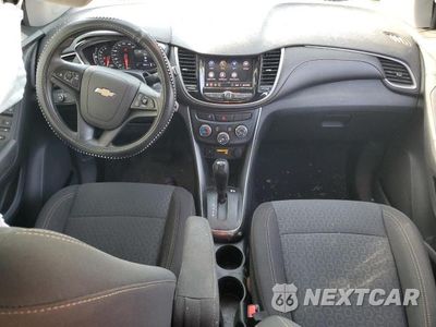 Zdjęcie 8 z 12 samochodu: 2020 CHEVROLET TRAX LS VIN:3GNCJKSB7LL174943 - miniatura