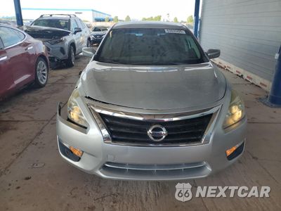 Piąte zdjęcie samochodu w środku: 2015 NISSAN ALTIMA 2.5 VIN:1N4AL3AP5FN357412 - miniatura