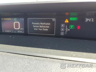 Zdjęcie 9 z 14 samochodu: 2017 TOYOTA PRIUS VIN:JTDKBRFU8H3578195 - miniatura