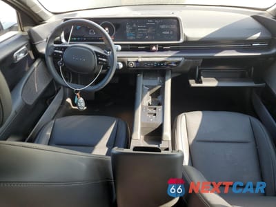 Zdjęcie 8 z 13 samochodu: 2023 HYUNDAI IONIQ 6 SEL VIN:KMHM34AC5PA040888 - miniatura