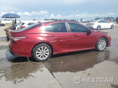 Trzecie zdjęcie samochodu z tyłu: 2019 TOYOTA CAMRY L VIN:4T1B11HK4KU818033 - miniatura