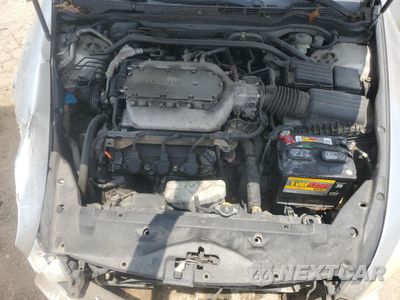 Zdjęcie 11 z 14 samochodu: 2006 HONDA ACCORD EX VIN:1HGCM65526A039086 - miniatura